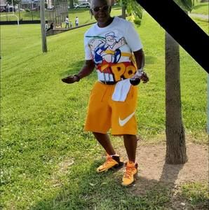 Meet your Posher, Yvette